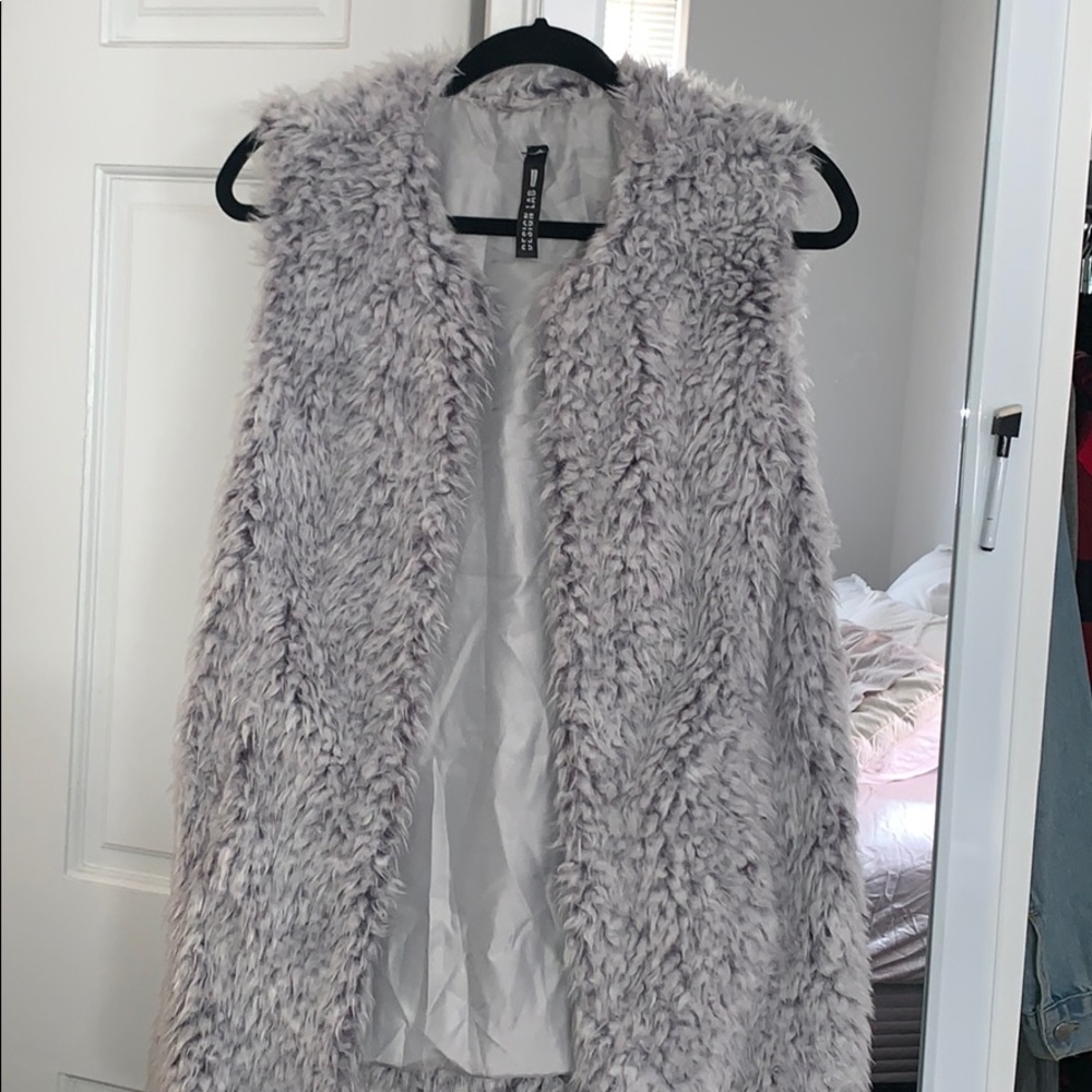 Design Lab Sleeveless Faux Fur Vest